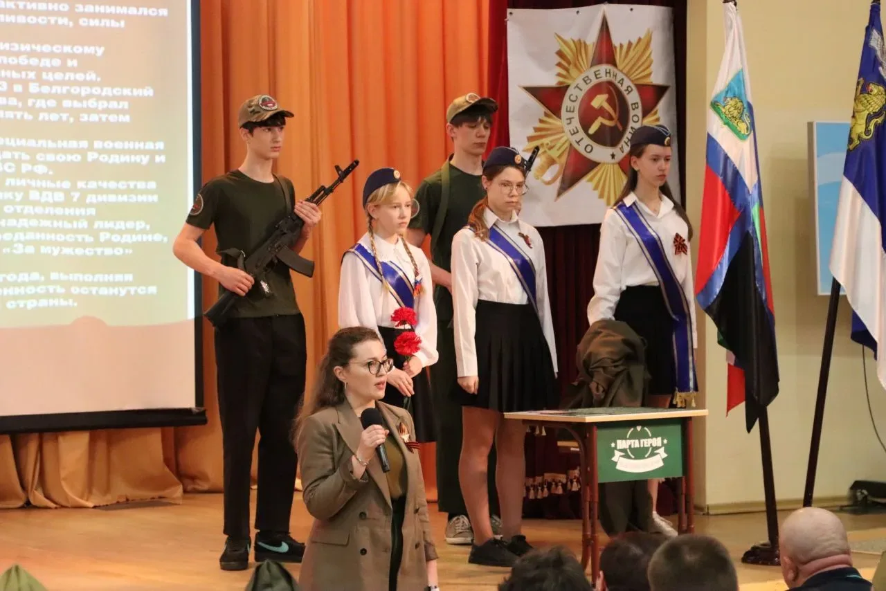 Один день из жизни советника по воспитанию👍  Привет, на связи Медиацентр гимназии!🎤  Сегодня мы расс