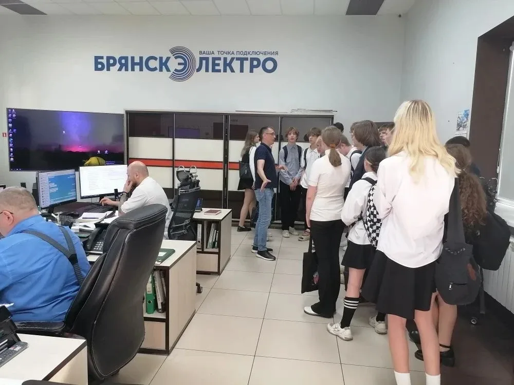 19 мая старшеклассники, посещающие Энергокружок, открытый на базе нашей школы филиалом ПАО "Россети 