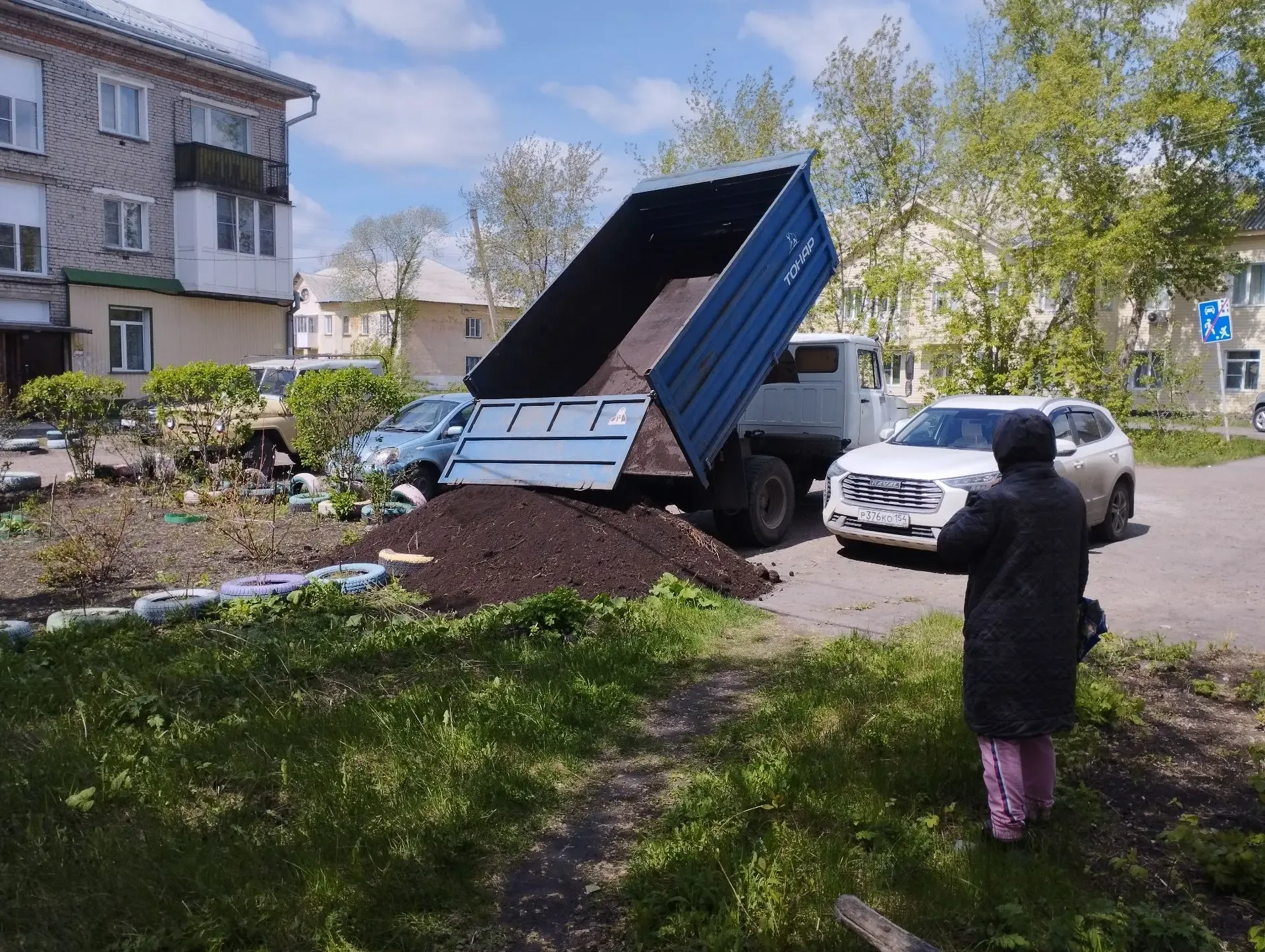 Депутат Законодательного Собрания Новосибирской области Виталий Новосёлов встретился с женщинами из 