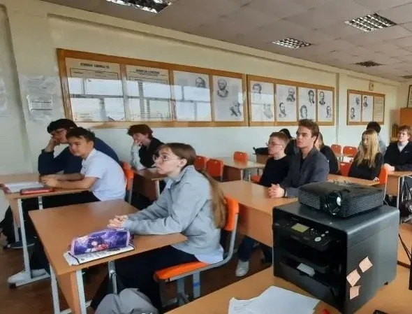 🔔 БЕЗОПАСНОСТЬ ПРЕЖДЕ ВСЕГО: В ШКОЛЕ ПРОШЛИ ИНСТРУКТАЖИ «БЕЗОПАСНЫЕ ОКНА»🔔  В нашей школе состоялись