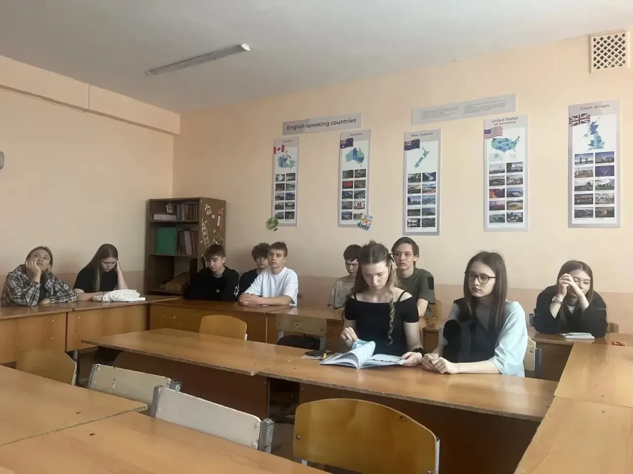 🔔 БЕЗОПАСНОСТЬ ПРЕЖДЕ ВСЕГО: В ШКОЛЕ ПРОШЛИ ИНСТРУКТАЖИ «БЕЗОПАСНЫЕ ОКНА»🔔  В нашей школе состоялись