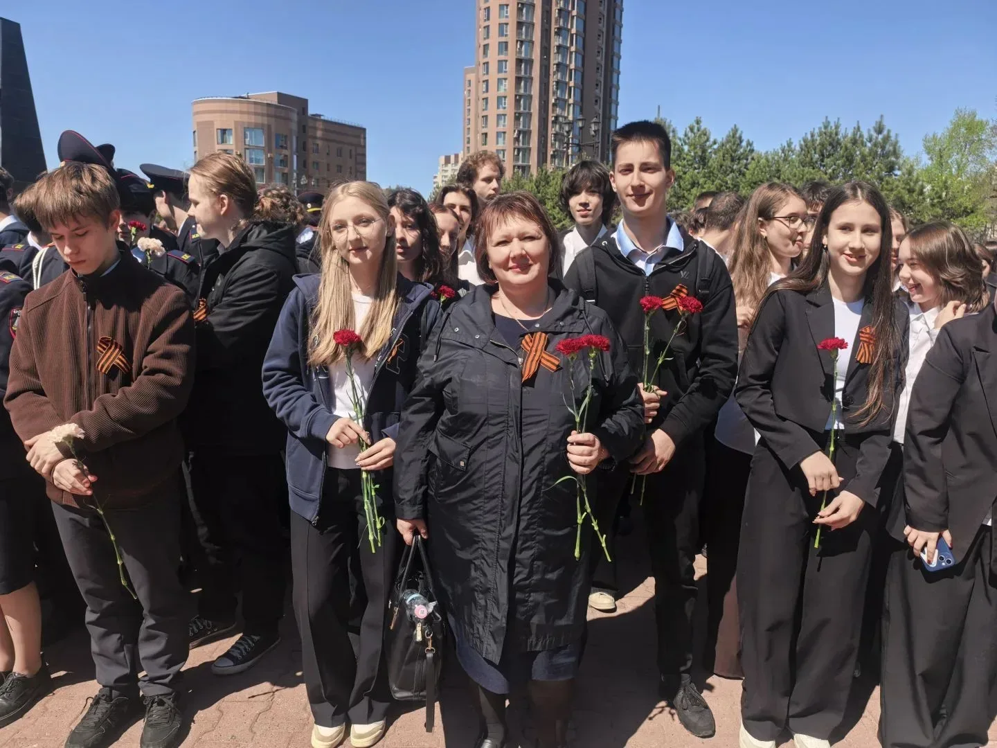 🔥Я помню,  я горжусь... 🫡Наши гимназисты приняли участие в закрытии городского смотра военно-патриот
