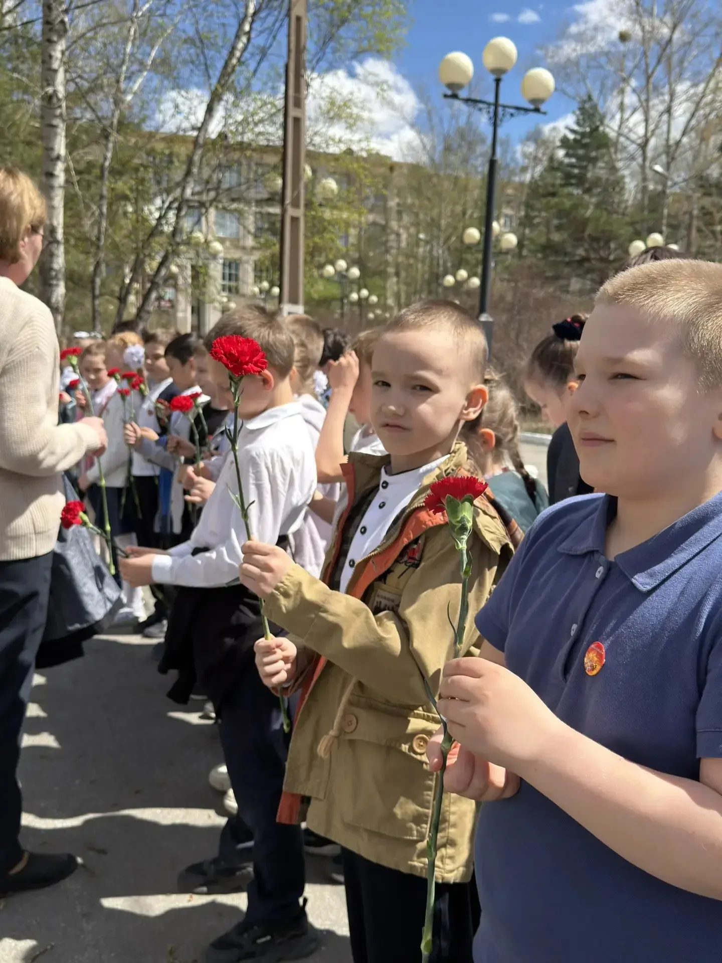 🔥Подвиг ваш бессмертен, память о вас вечна! 🇷🇺На аллее ТОГУ около памятника воинам-освободителям гим