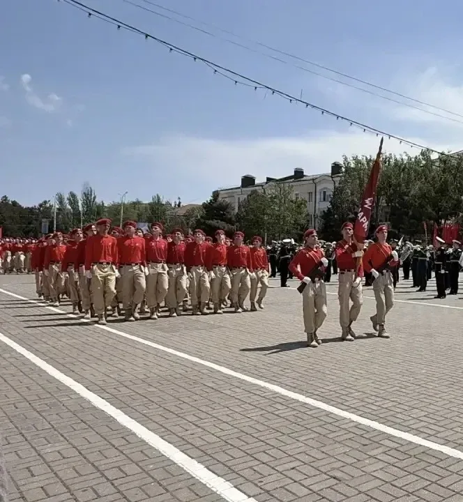 Наш учащийся 8 «Б» класса, активист Движения Первых и Юнармеец #Мбоусош27имАбатаева Мустапаев Ибраги