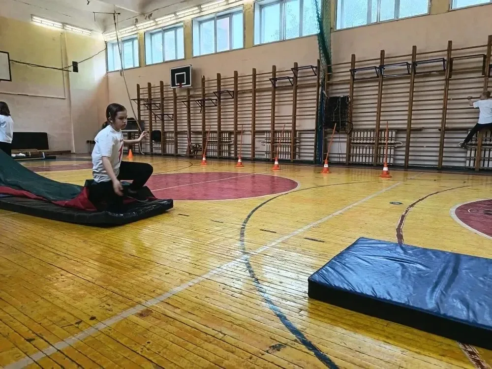 ШКОЛЬНАЯ ЗАРНИЦА 📣 В преддверии Дня Победы в ГБОУ СОШ №138 среди 5-7 классов состоялись соревнования