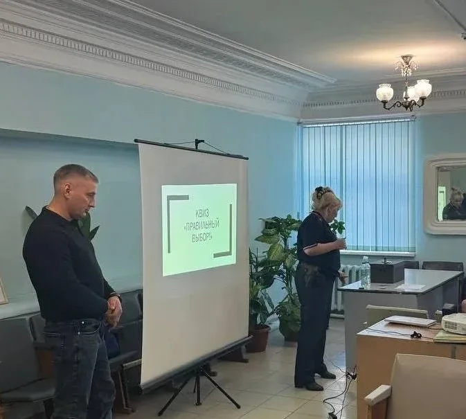 Диалог молодёжи с экспертами о здоровье и ответственности  В областной клинической наркологической б