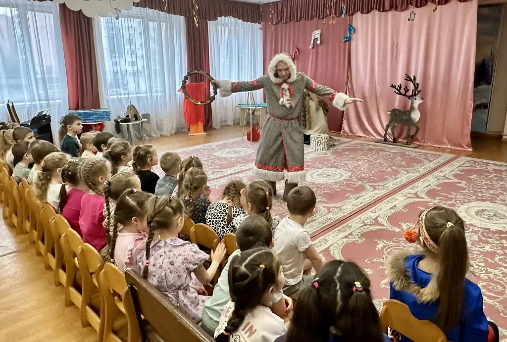 Культура народов России глазами дошкольников  В этом году, 30 апреля, в нашей стране впервые отмечае