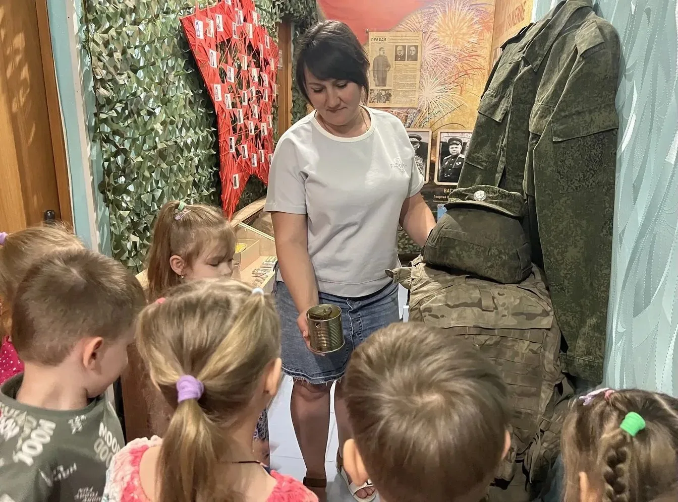 Музеи в детских садах знакомят ребят с историей и народной культурой  Что было внутри русской избы? 