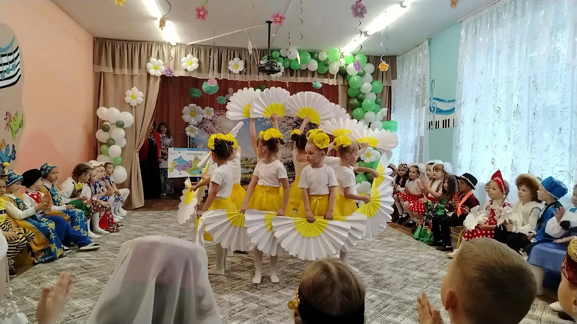 👭На базе дошкольного отделения Чемерновской школы прошёл муниципальный фестиваль-конкурс детского тв