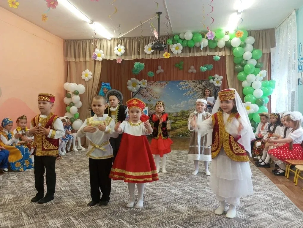 👭На базе дошкольного отделения Чемерновской школы прошёл муниципальный фестиваль-конкурс детского тв