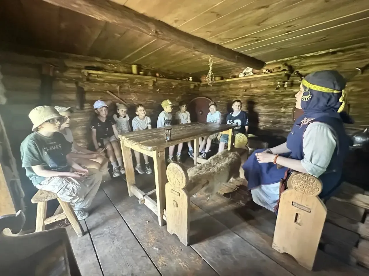 🍀3В класс побывали в парке исторических реконструкций "Гардарика"  ☀️Ребята попробовали себя в разны