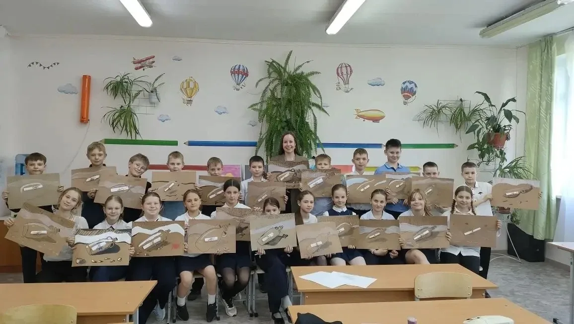🤩Продолжаем серию встреч с родителями.   🎨Вот такие прекрасные картины создали ученики нашей школы н