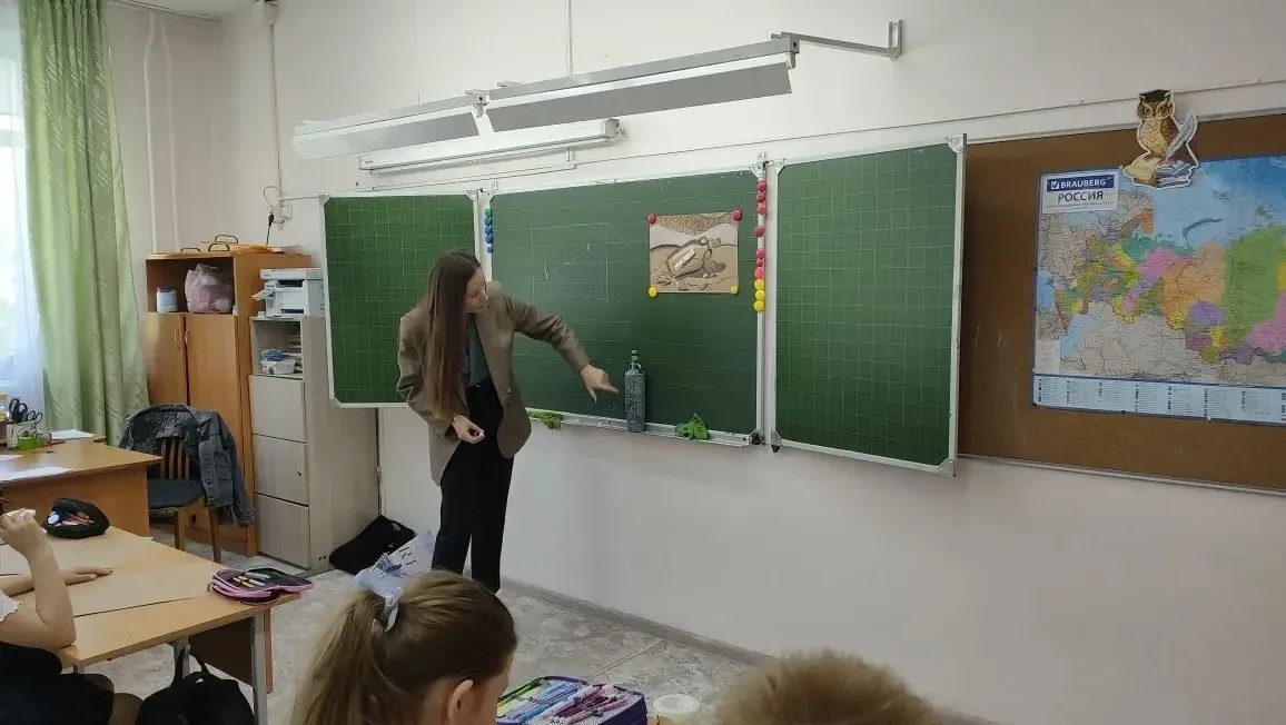 🤩Продолжаем серию встреч с родителями.   🎨Вот такие прекрасные картины создали ученики нашей школы н