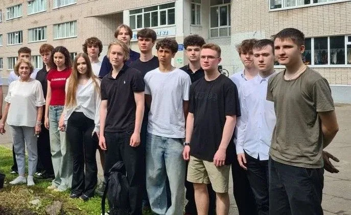 Учебный год подходит к завершению, и это всегда особый рубеж: выпускники 11-х классов готовятся поки