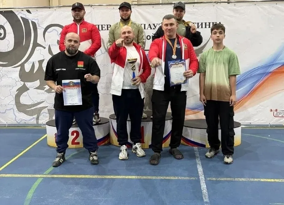 Брянские спортсмены «подняли» в Орле «золоту» и «бронзу»  Брянские спортсмены школы олимпийского рез