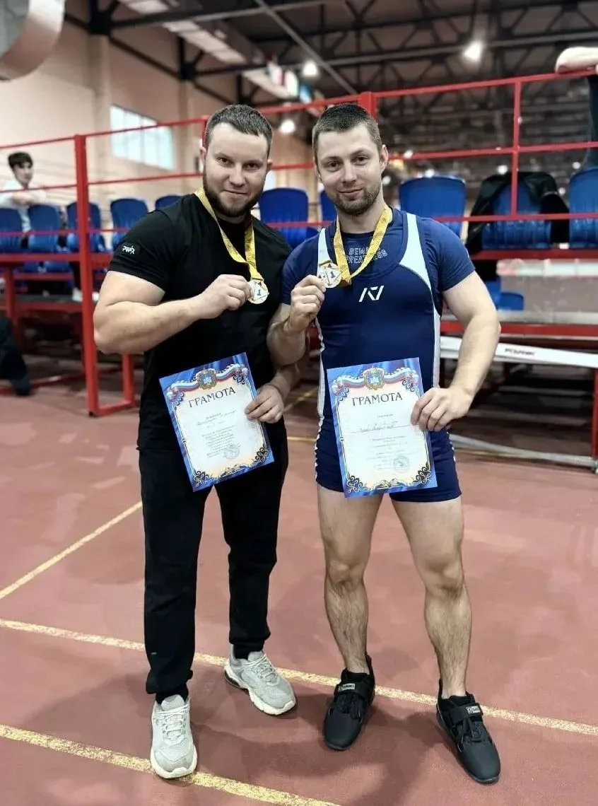 Брянские спортсмены «подняли» в Орле «золоту» и «бронзу»  Брянские спортсмены школы олимпийского рез