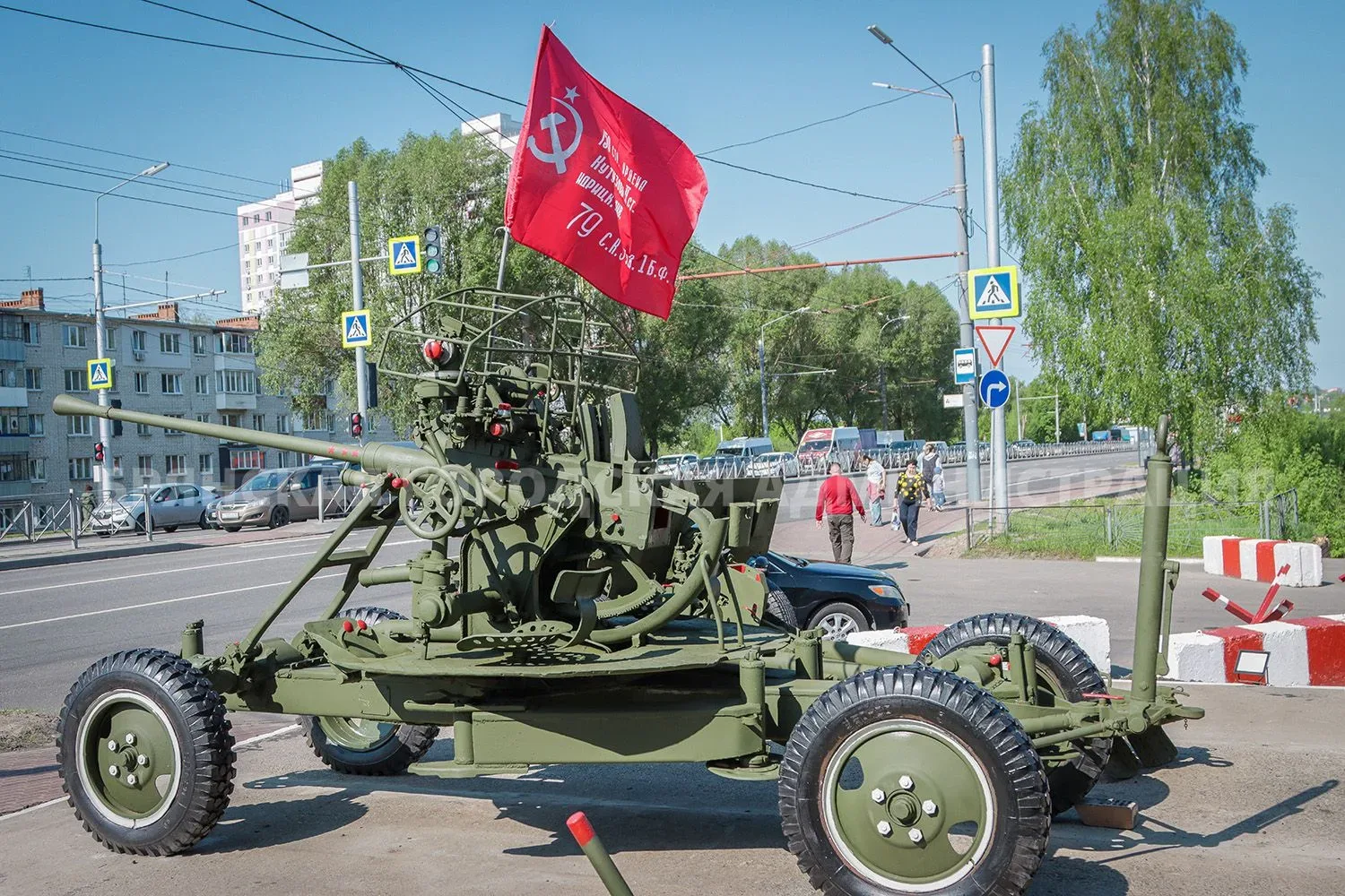 В Фокинском районе появилась мемориальная площадка с оружием Победы  Военная мемориальная площадка с