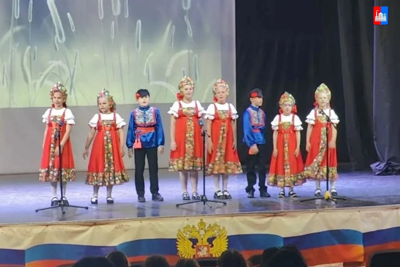 #творчество_это_МЫ  Муниципальный конкурс школьных хоров «Песни сердцем»: праздник музыки и дружбы. 