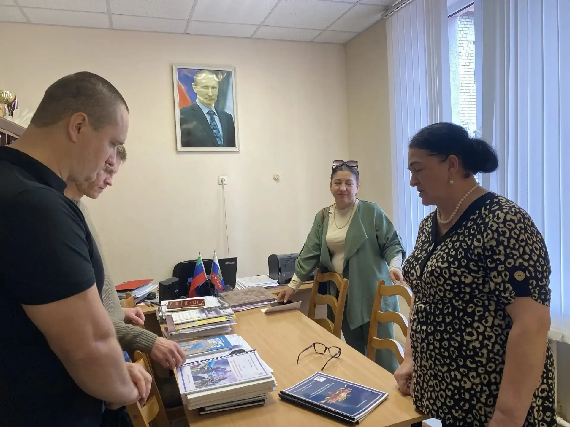 Живой урок мужества и единства 🇷🇺  19 мая в лицее №5 прошла необычная встреча. Благодаря инициативе 