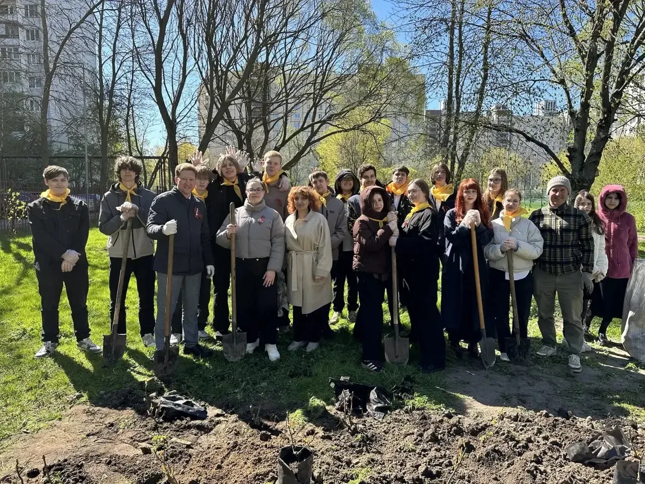 Розариум народов, победивших фашизм в Великой Отечественной войне 🌹🎈🎖️  Наш семейный сад расцветает!