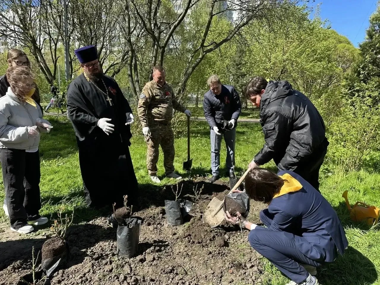 Розариум народов, победивших фашизм в Великой Отечественной войне 🌹🎈🎖️  Наш семейный сад расцветает!