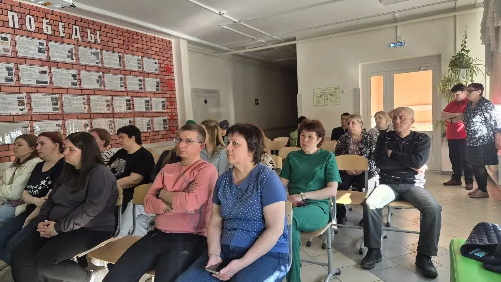 👨‍👩‍👧‍👦 Родительские собрания  👉 28–29 апреля в нашей школе прошли родительские собрания. Повестка в