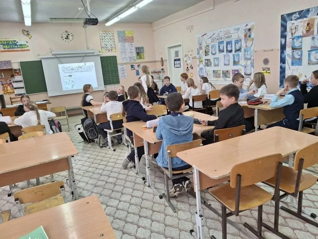 Для 4-х классов прошла викторина "Занимательная математика", целью которой было формирование интерес