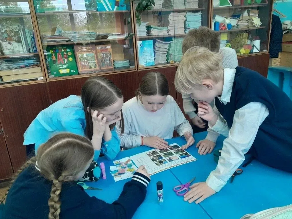 Неподдельный интерес у четвероклашек вызвала викторина "Край родной". Любим свою малую родину и горд