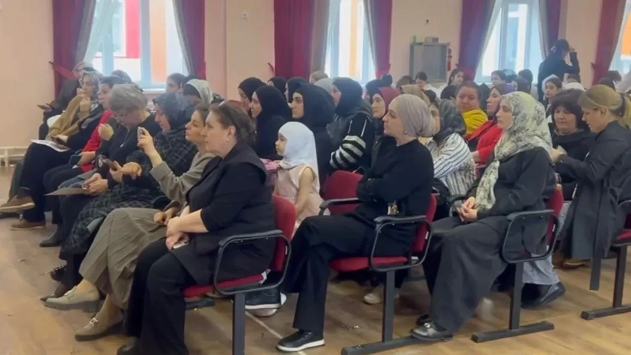27 и 28 апреля 2026 года в МБОУ «СОШ N 26»состоялись родительские собрания и профилактические меропр