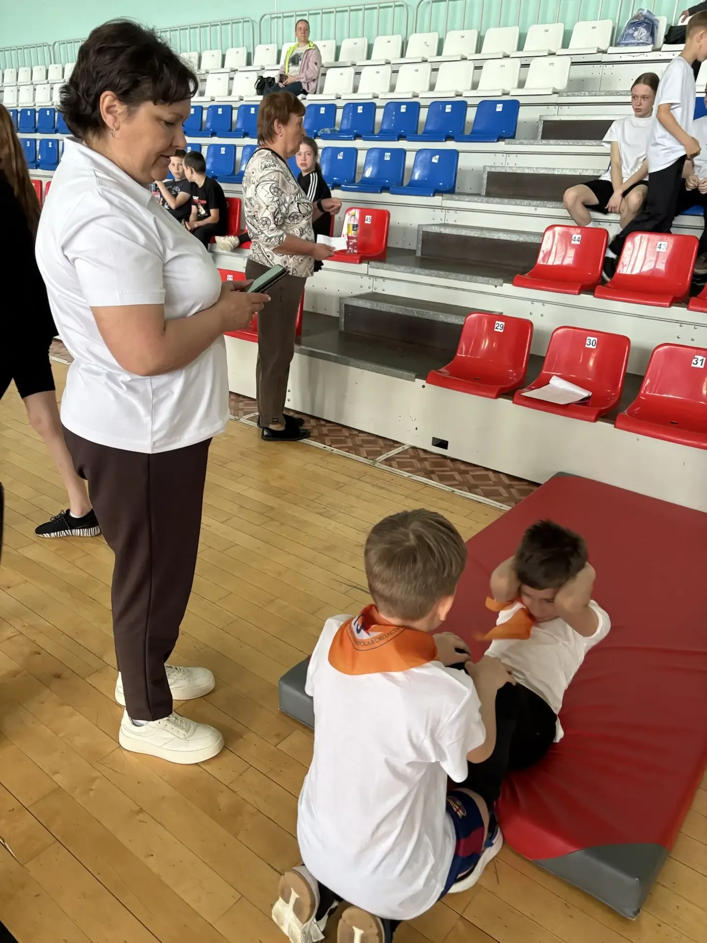 🏆Благодарим команду 3 «Д» класса за достойное выступление на спортивных соревнованиях «Вызов Первых»