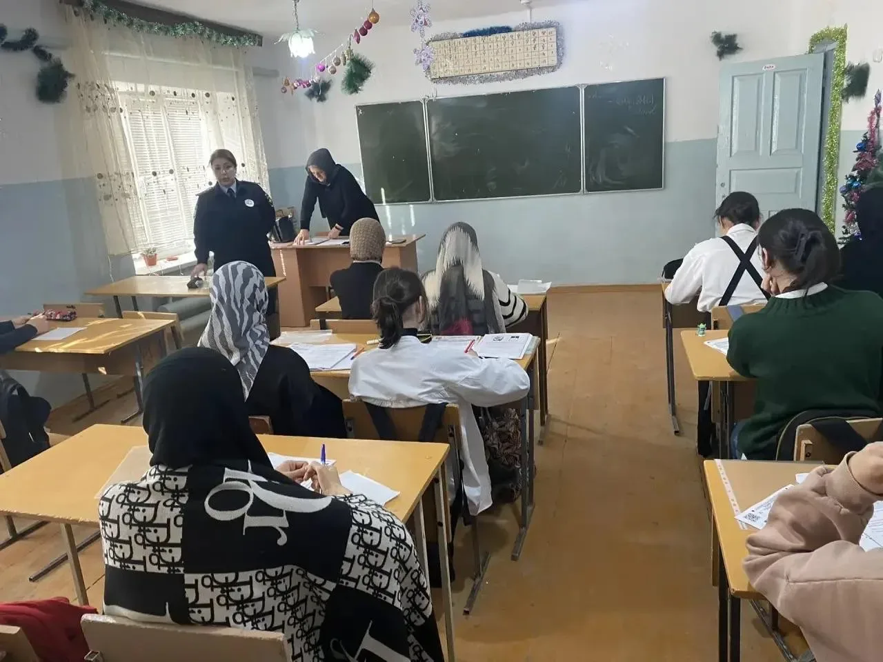 Родительские собрания с приглашением инспектора ПДН Халиковой М.А.по профилактике деструктивного пов