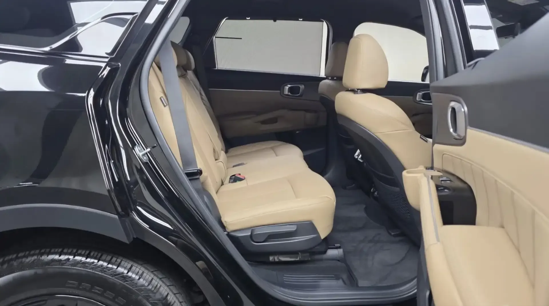 ✅ В продаже в Южной Корее   Kia Sorento  2025 год 15 500 км 1.6 гибрид - 235 ЛС Полный привод  ✅ Мак