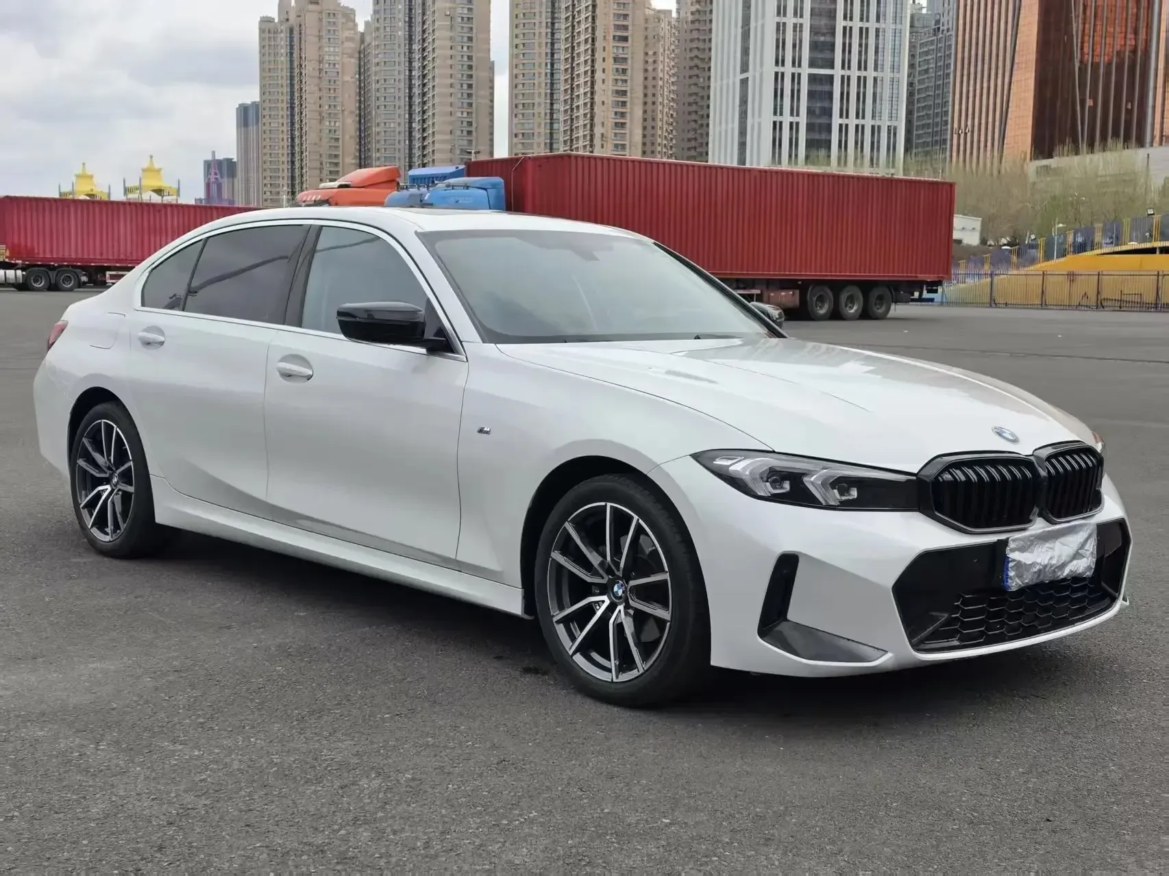 🔥🔥🔥Приобрели в Китае для Максима из Санкт-Петербурга   BMW 320i 2023 год 49 000 км 2.0 бензин - 156 