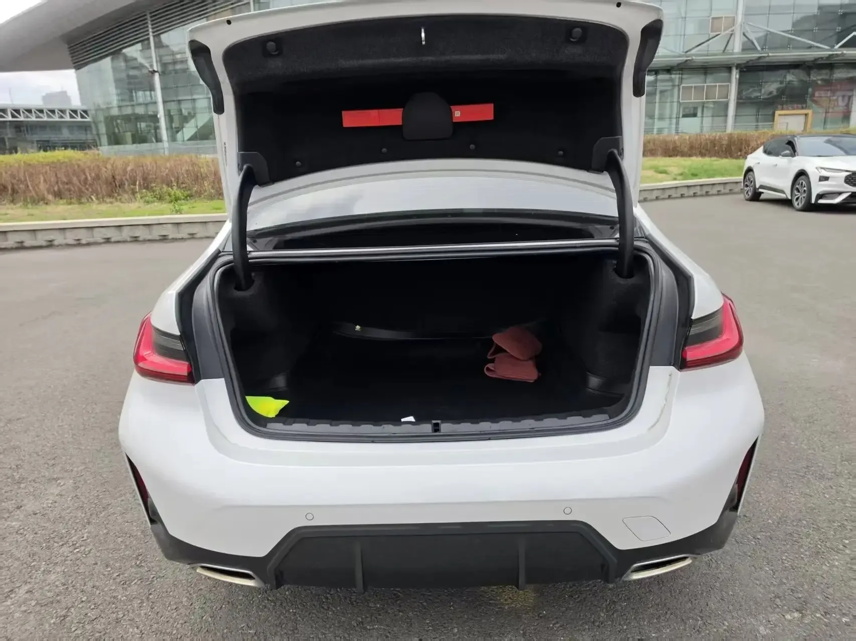 🔥🔥🔥Приобрели в Китае для Максима из Санкт-Петербурга   BMW 320i 2023 год 49 000 км 2.0 бензин - 156 