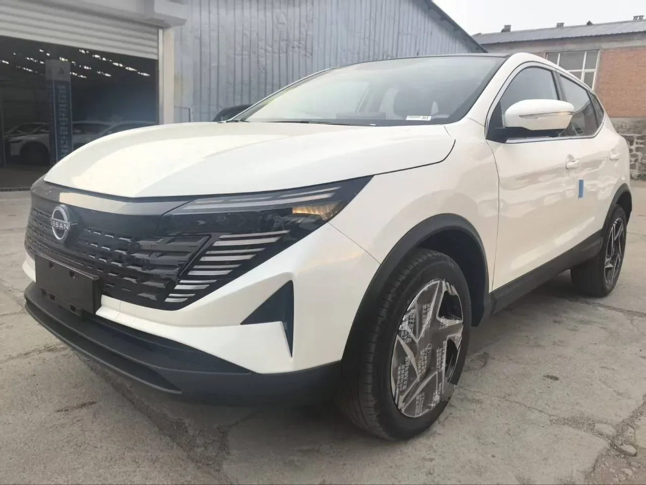 🔥🔥🔥 Автомобиль в наличии на границе с РФ, срок поставки до 30 дней!   Nissan Qashqai  2026 год Новый