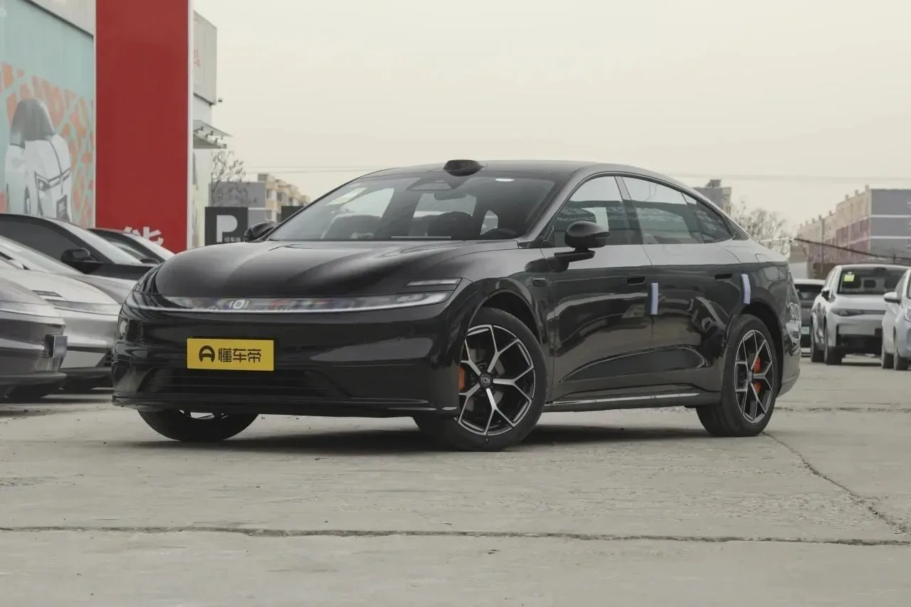 🔥🔥🔥 Приобрели в Китае для Анны из Екатеринбурга  Changan Qiyuan A06 240 Ultra + 2026 год Новый автом