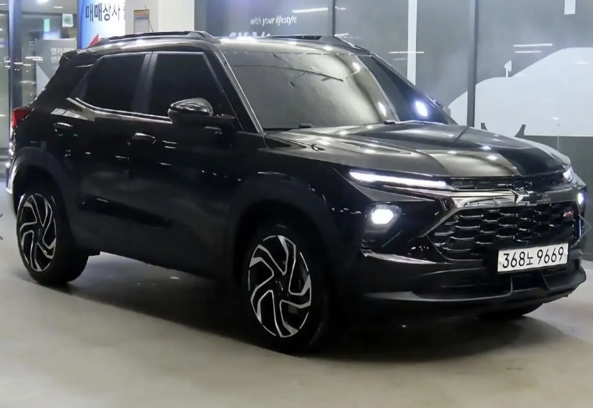 ✅ В продаже в Южной Корее   Chevrolet Trailblazer  2026 год - новый автомобиль  1000 км 1.3 - 155 ЛС