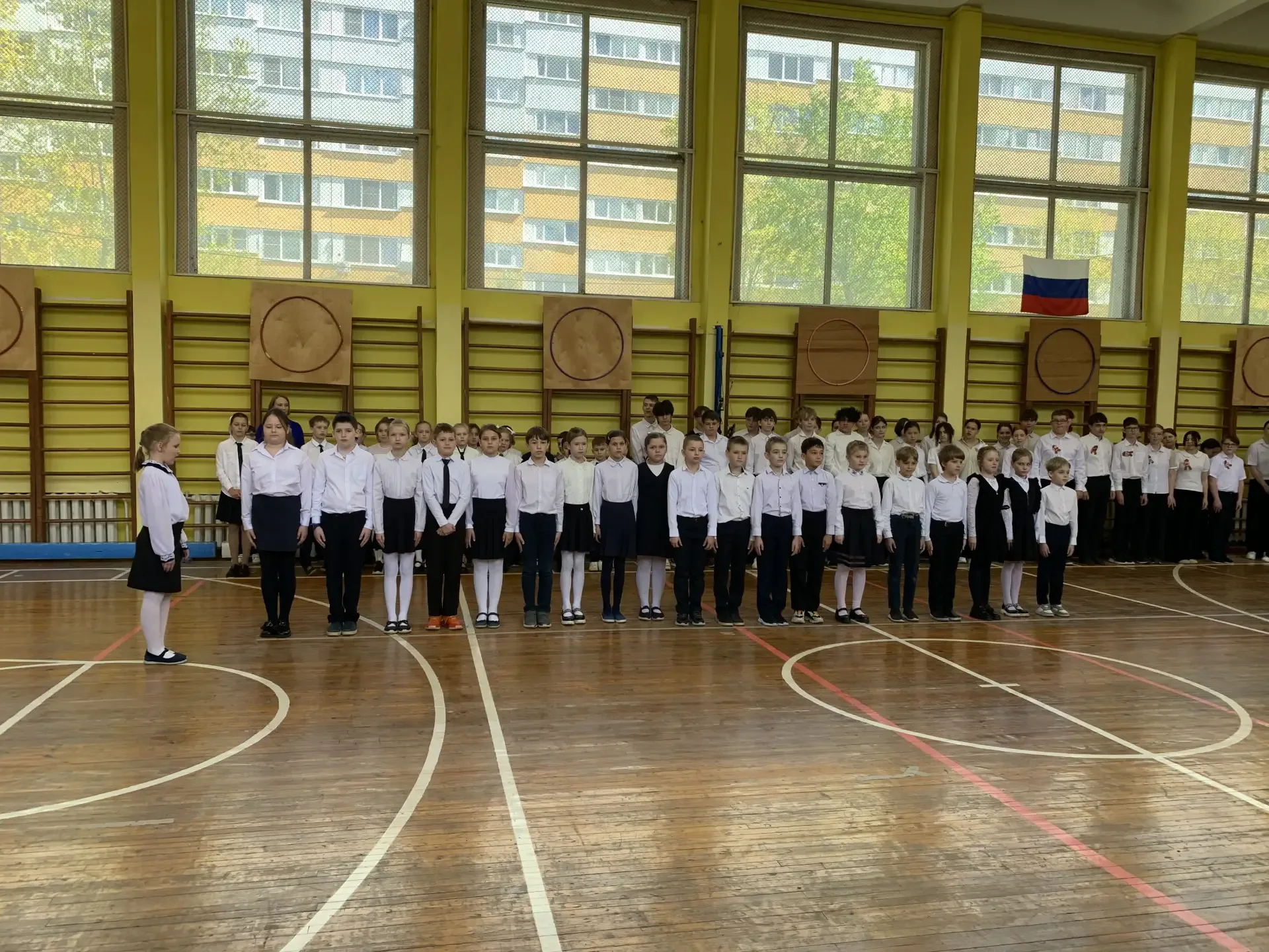 Встречаем День Победы строем и песней!  В преддверии великого праздника – Дня Победы – наша школа пр