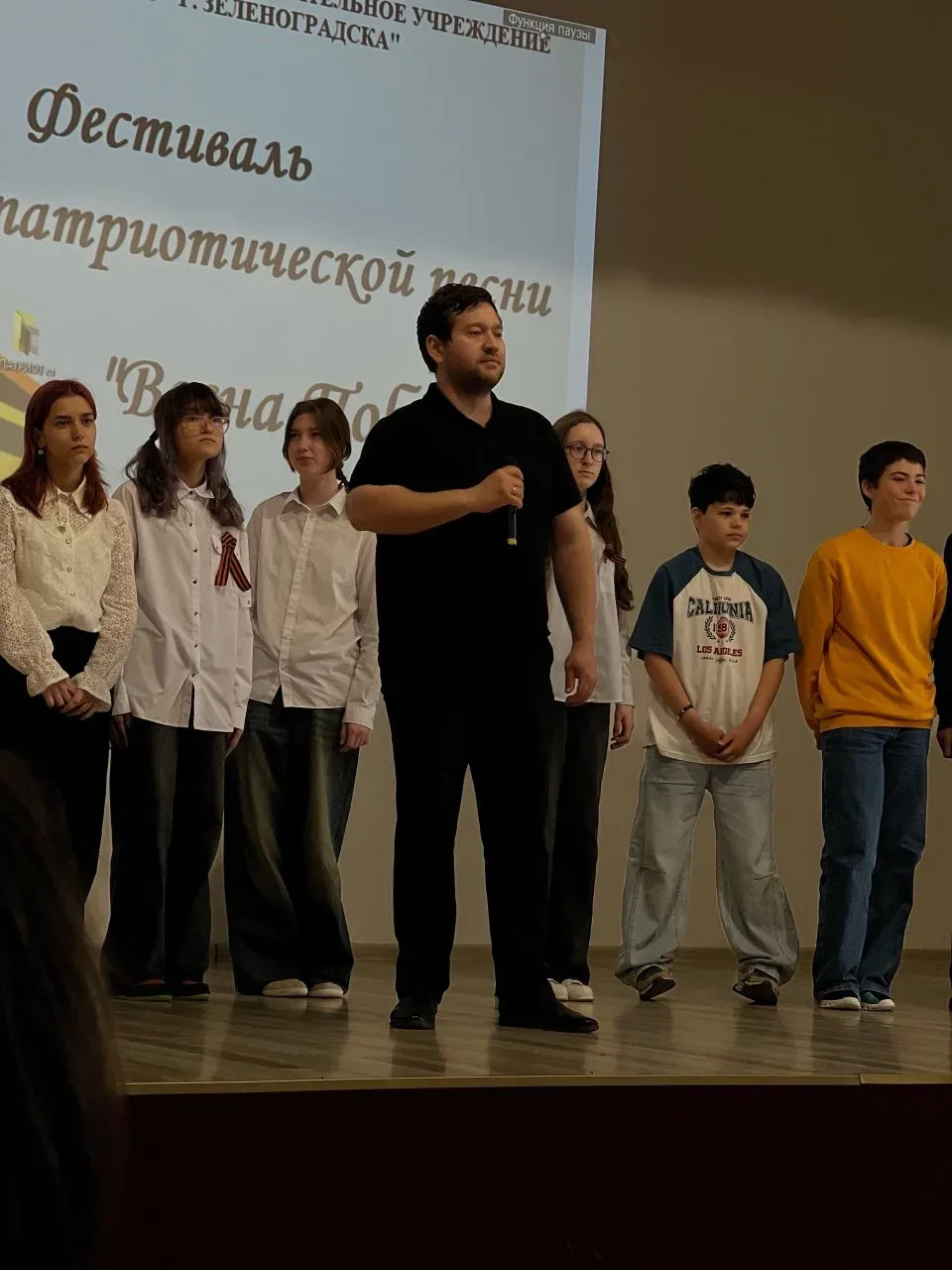🎖️Многожанровый патриотический фестиваль Весна Победы прошел в гимназии Вектор 🎖️  🎇8 мая в преддвер