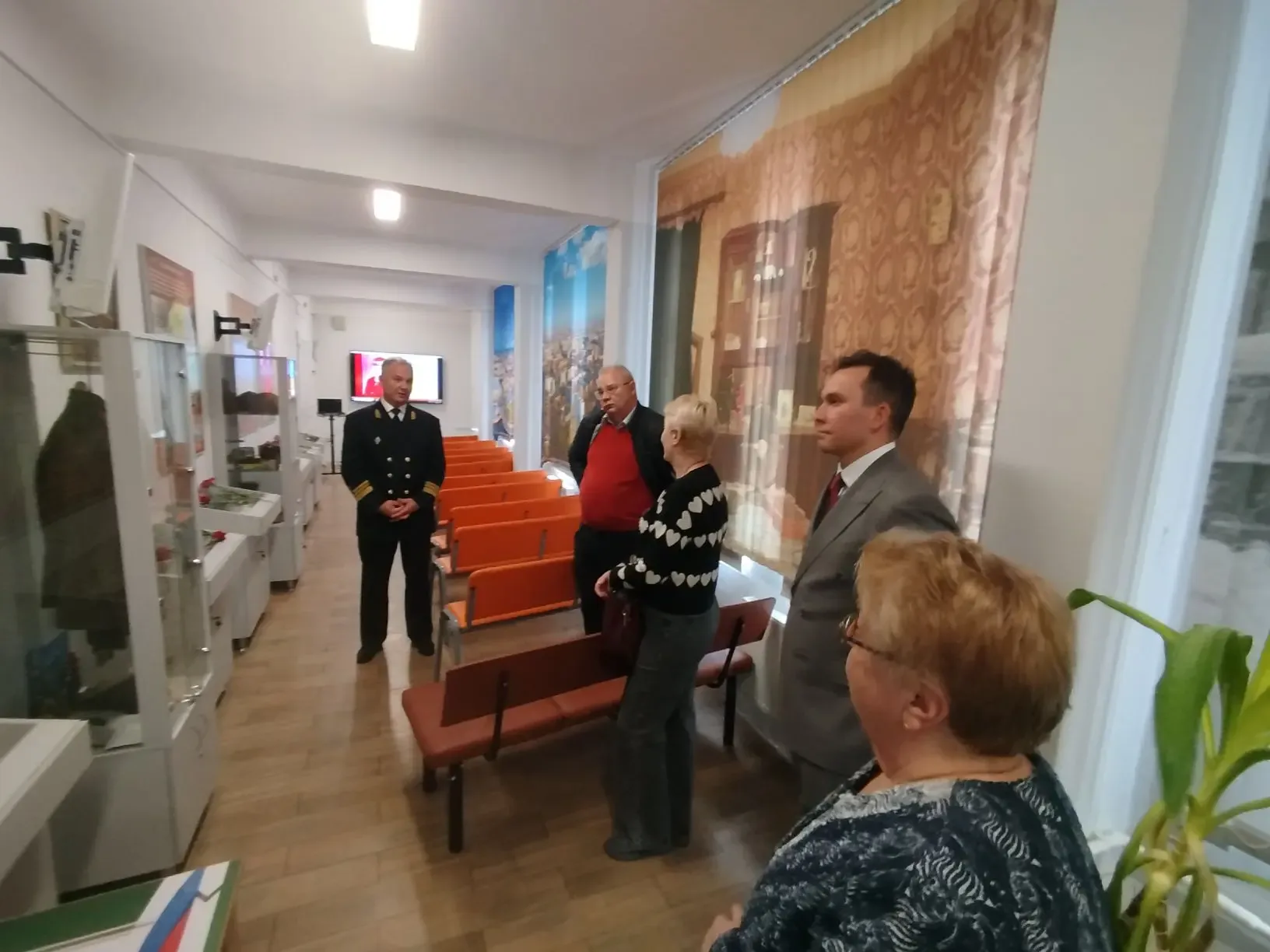 В Музее гимназии сегодня в присутствии дорогих гостей - родственников наших Героев - прошла торжеств
