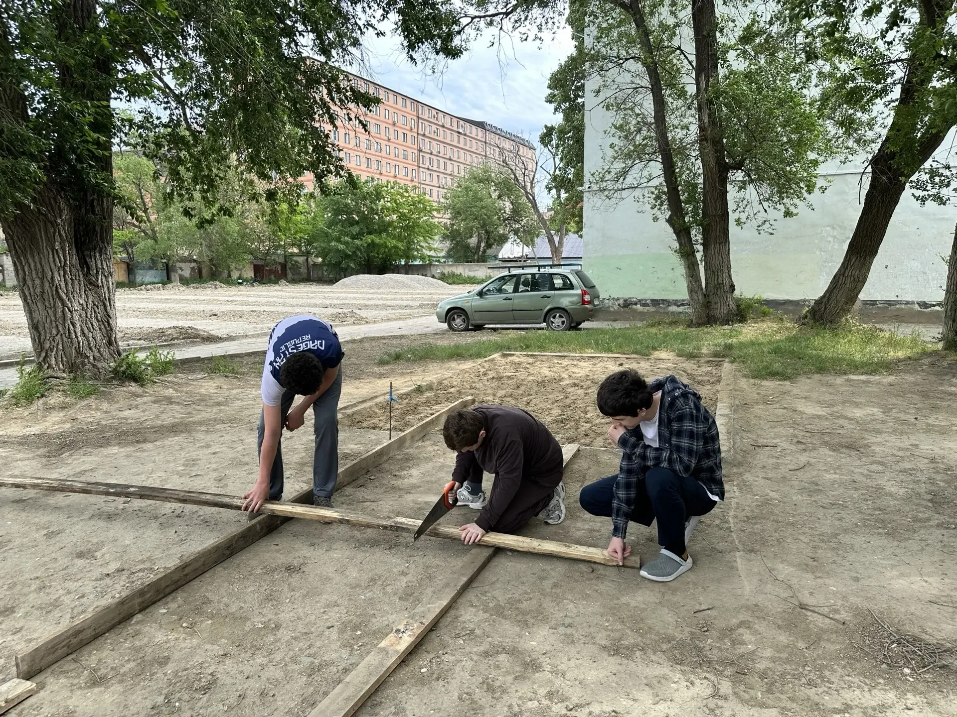 🌿Сегодня, 16 мая, в школе прошел субботник, в котором приняли участие коллектив, учащиеся и их родит