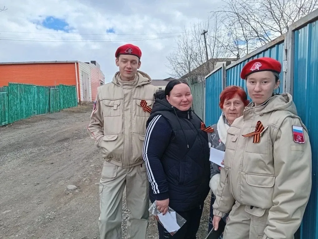 🎗2 мая в п. Ксеньевка прошла акция-поздравление и приглашение на праздничные мероприятия детей войны