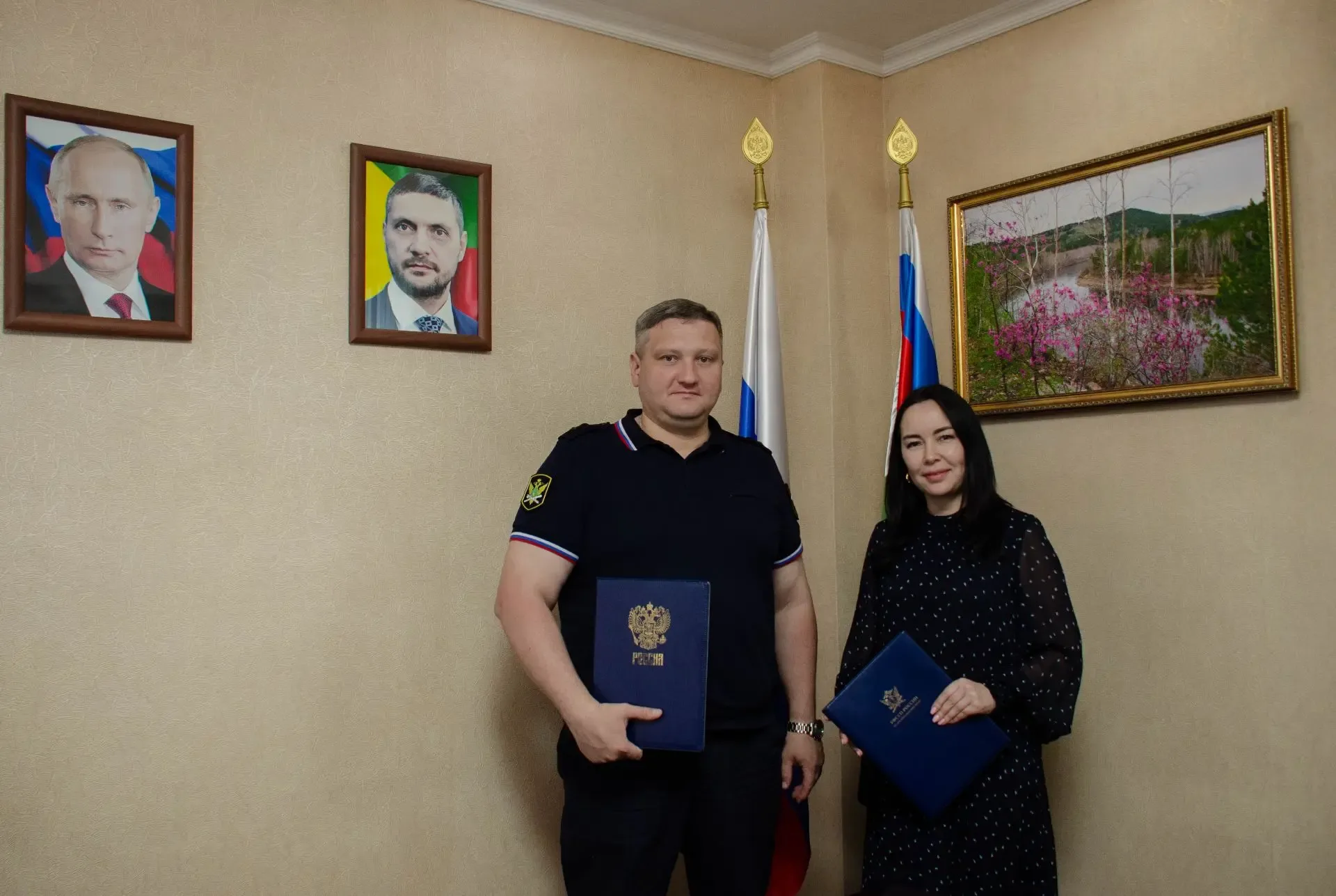 Даниил Румянцев и Наталия Эпова провели прием граждан и заключили соглашение о сотрудничестве  Руков