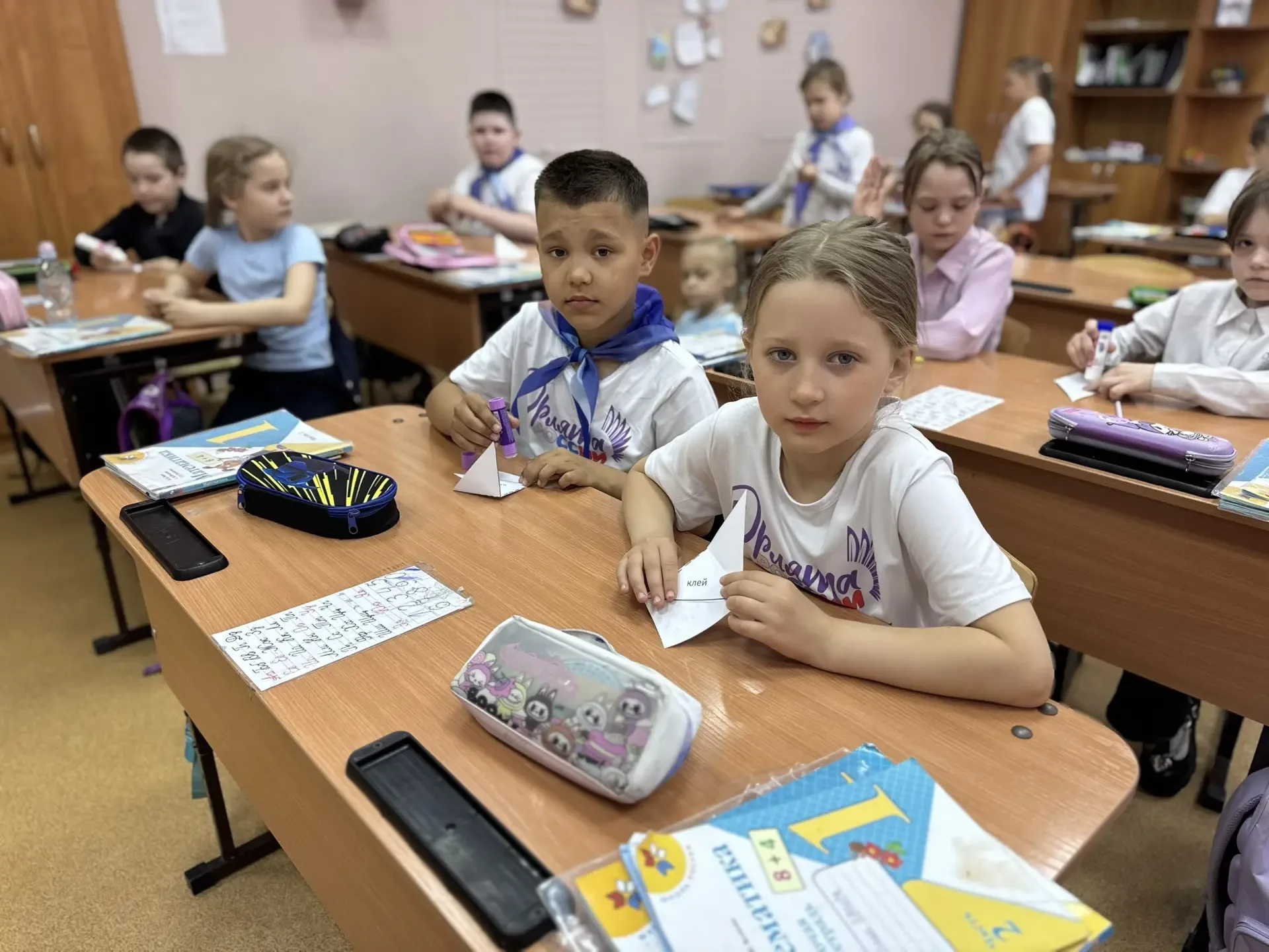 📜 Не просто буквы, а целый мир!    Сегодня, в преддверии Дня славянской письменности и культуры, мы 