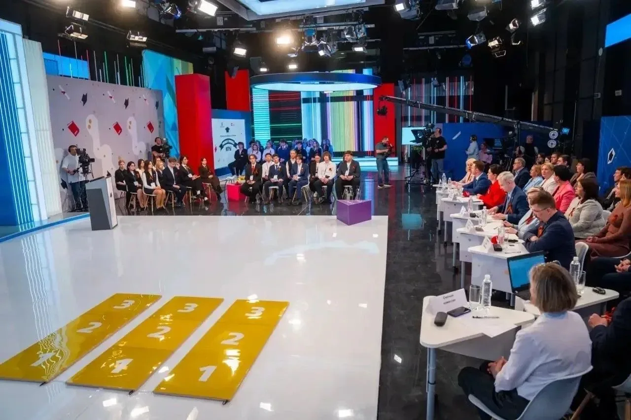 В телерадиокомпании «Югра» состоялся финал ежегодной региональной олимпиады «Умники и умницы Югры». 