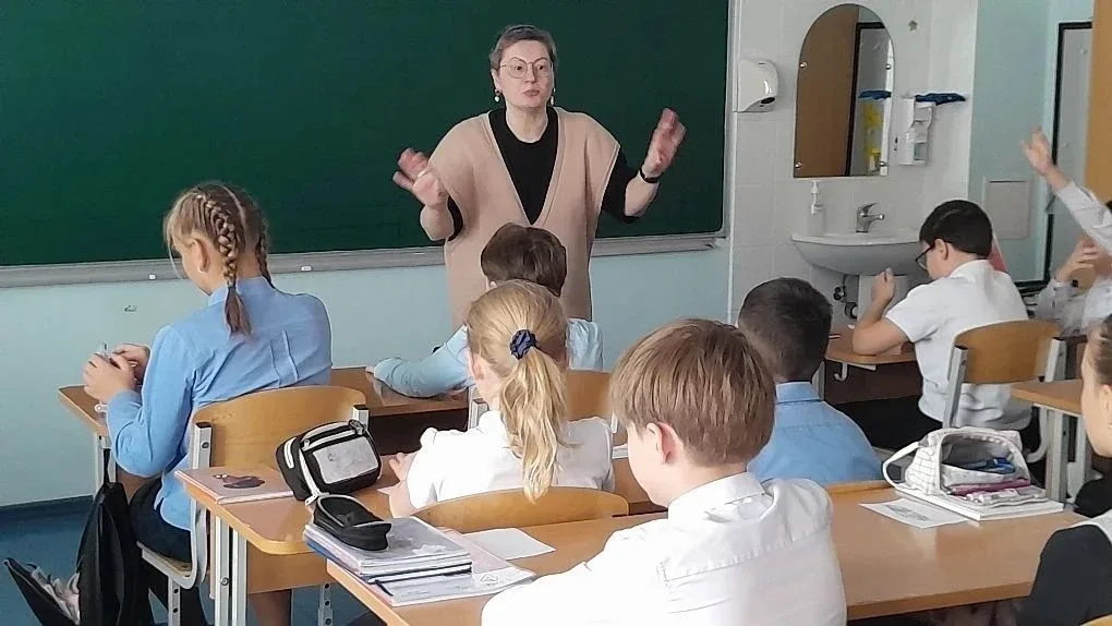 29 апреля, для наших 4-х классов прошло важное и полезное занятие с психологом БУ ХМАО-Югры "Центр о