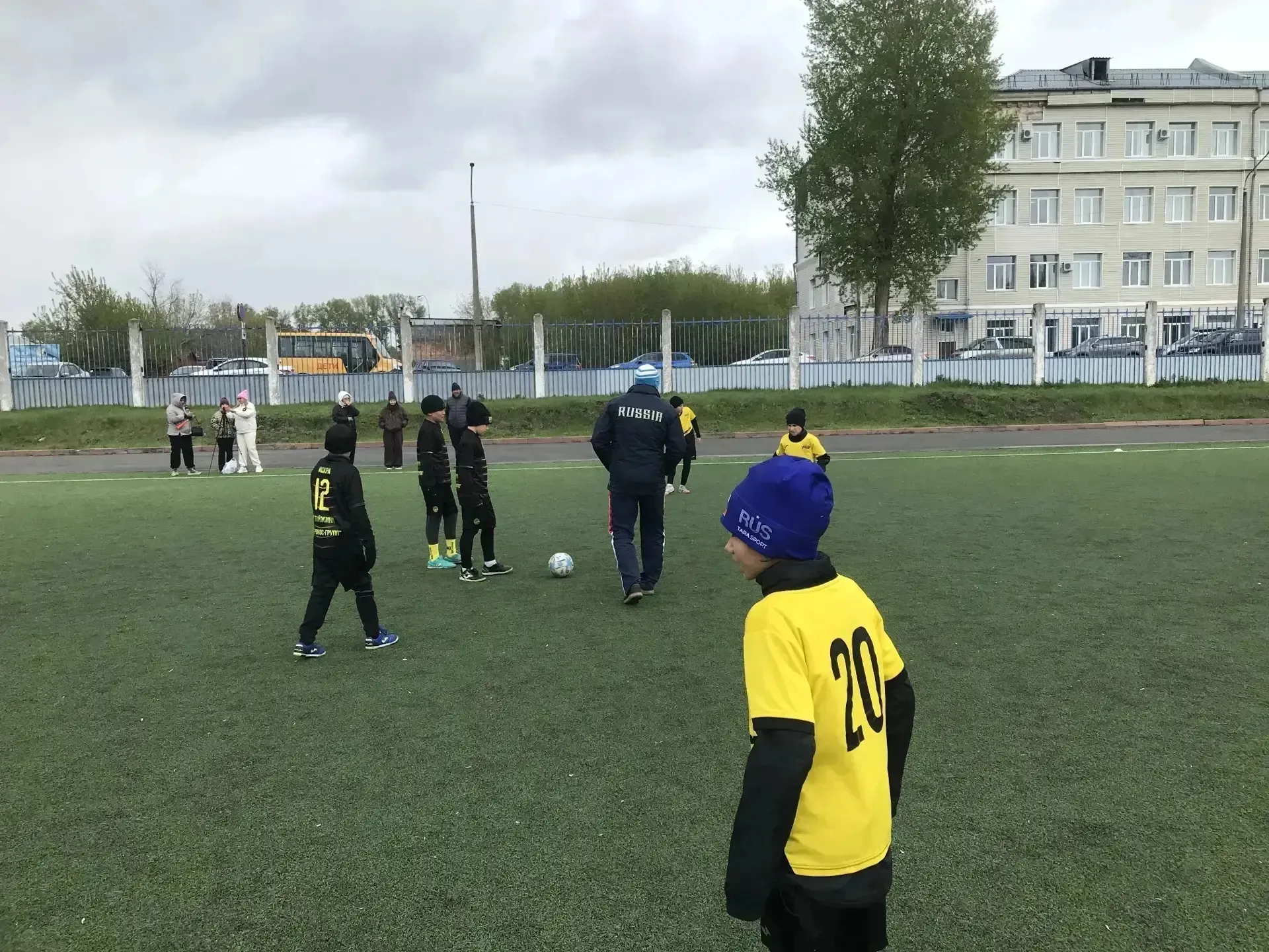 🔸На протяжении двух дней в городе Кемерово учащиеся школы №33 отстаивали честь города на регионально