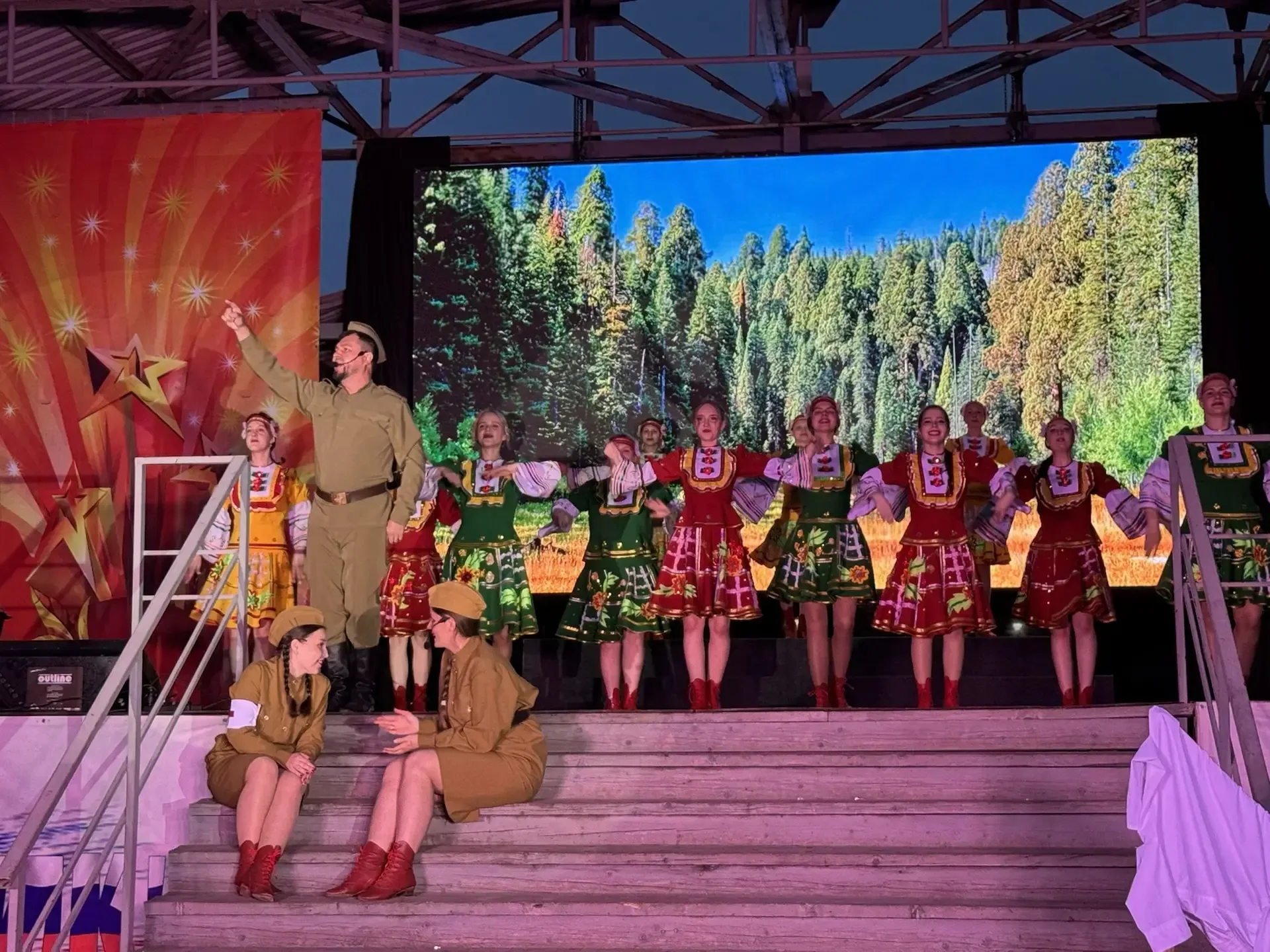 С Днём Победы! 🎇  Всех жителей города, сегодня ожидала насыщенная программа, посвящённая Дню Победы,