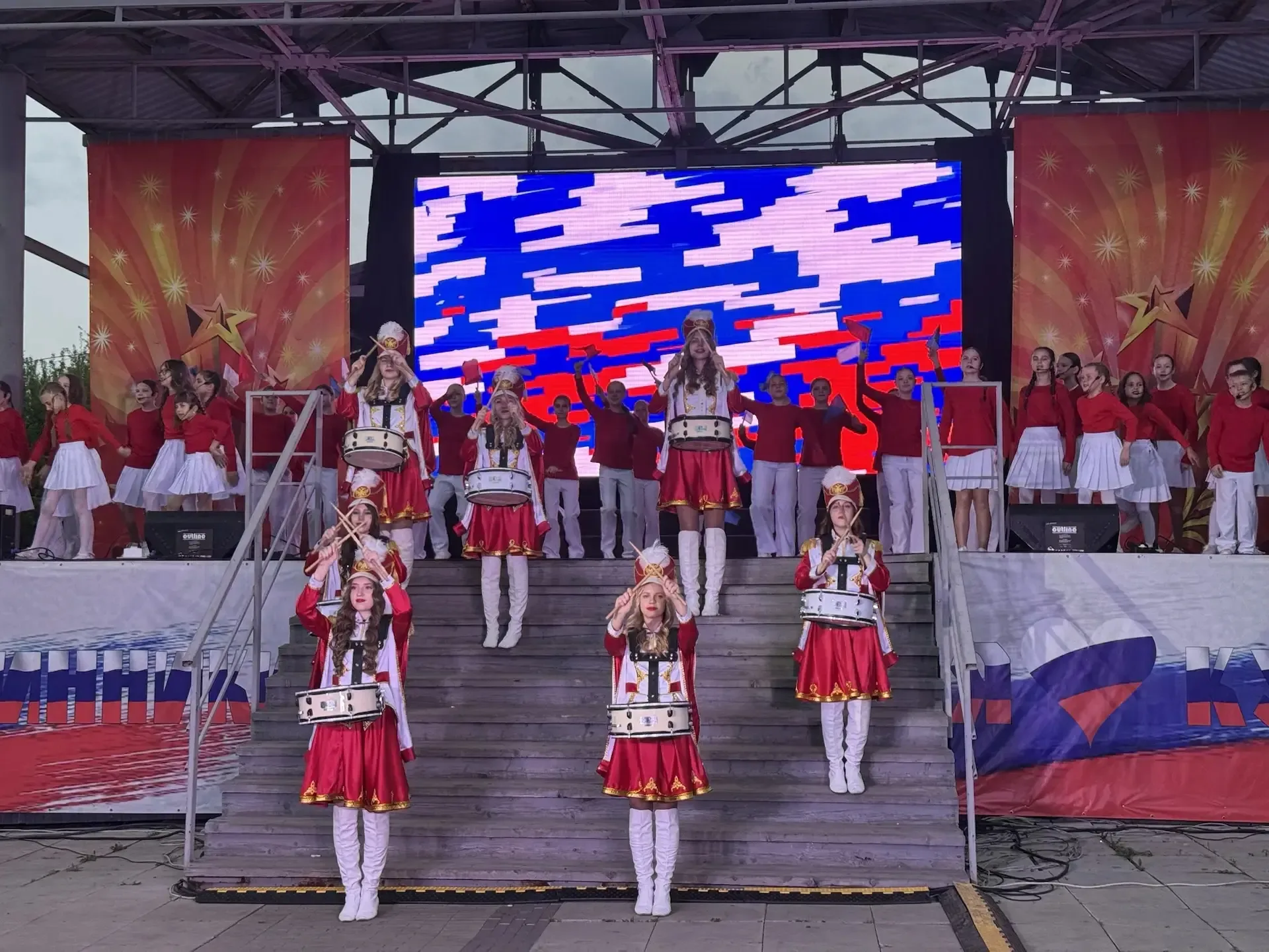 С Днём Победы! 🎇  Всех жителей города, сегодня ожидала насыщенная программа, посвящённая Дню Победы,