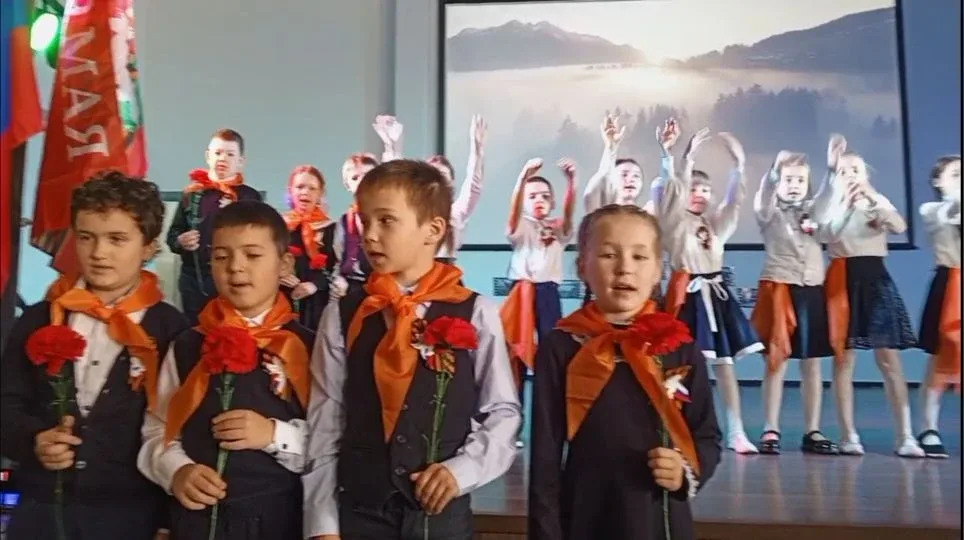 🎵 «Поем песни Победы Вместе!» — как это было! 🇷🇺  Конкурс для самых маленьких участников - первоклас